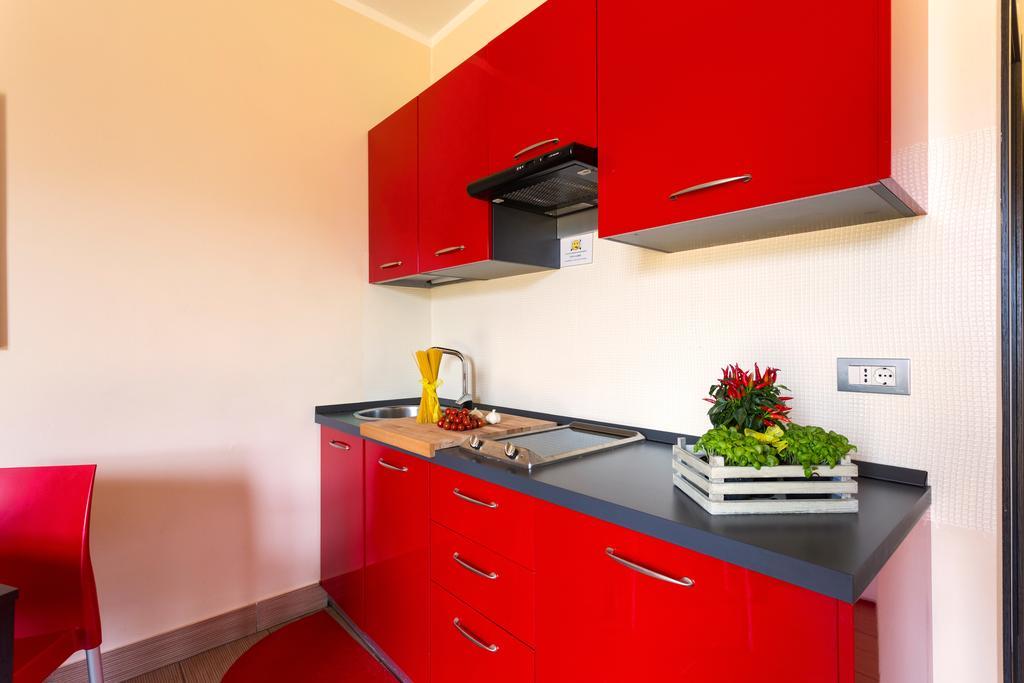 Easy Space Bientina Bagian luar foto